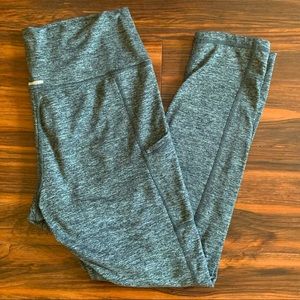 Aerie Fleece Lined Leggings WITH POCKETS!